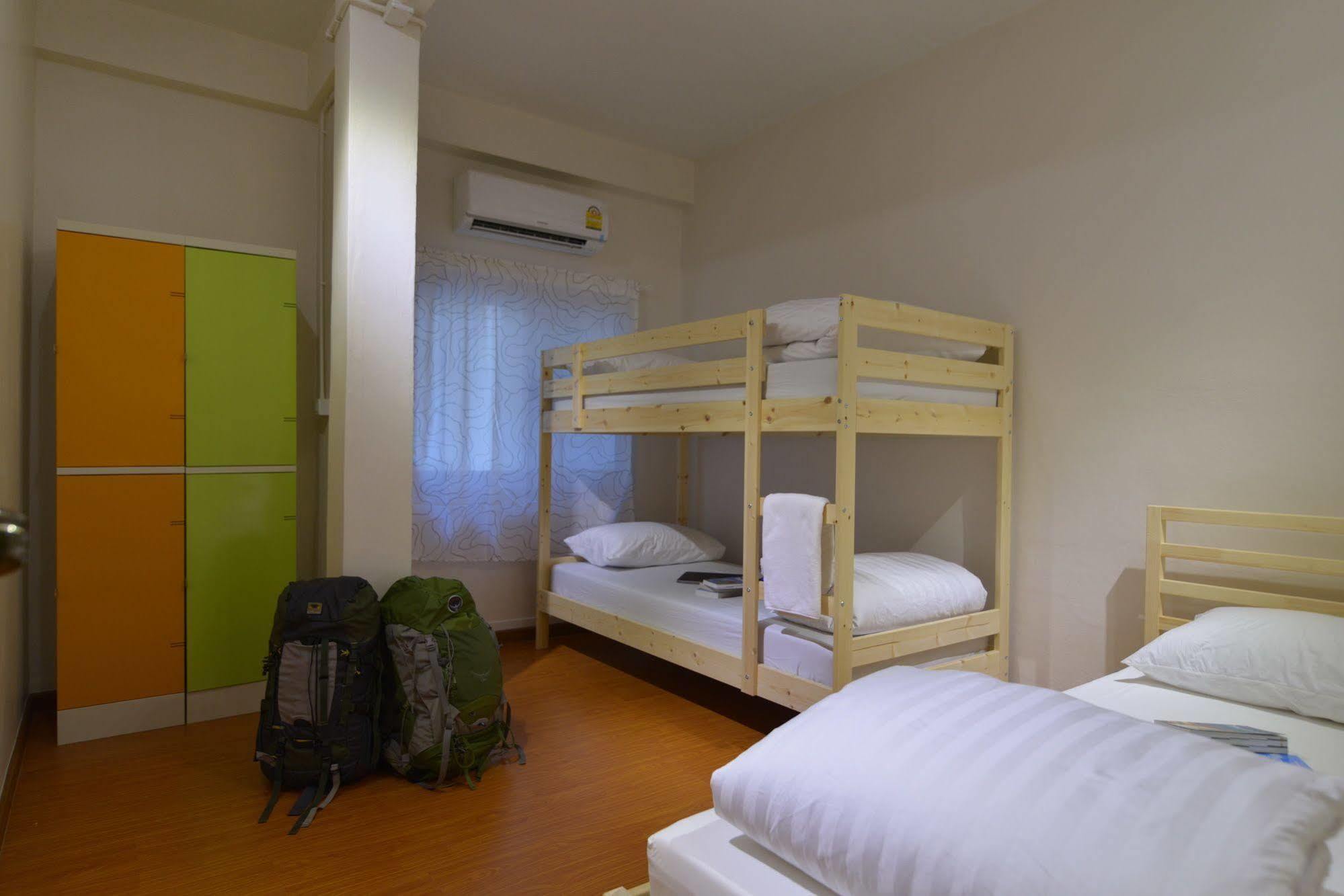 PanPan Hostel Bangkok Exterior foto