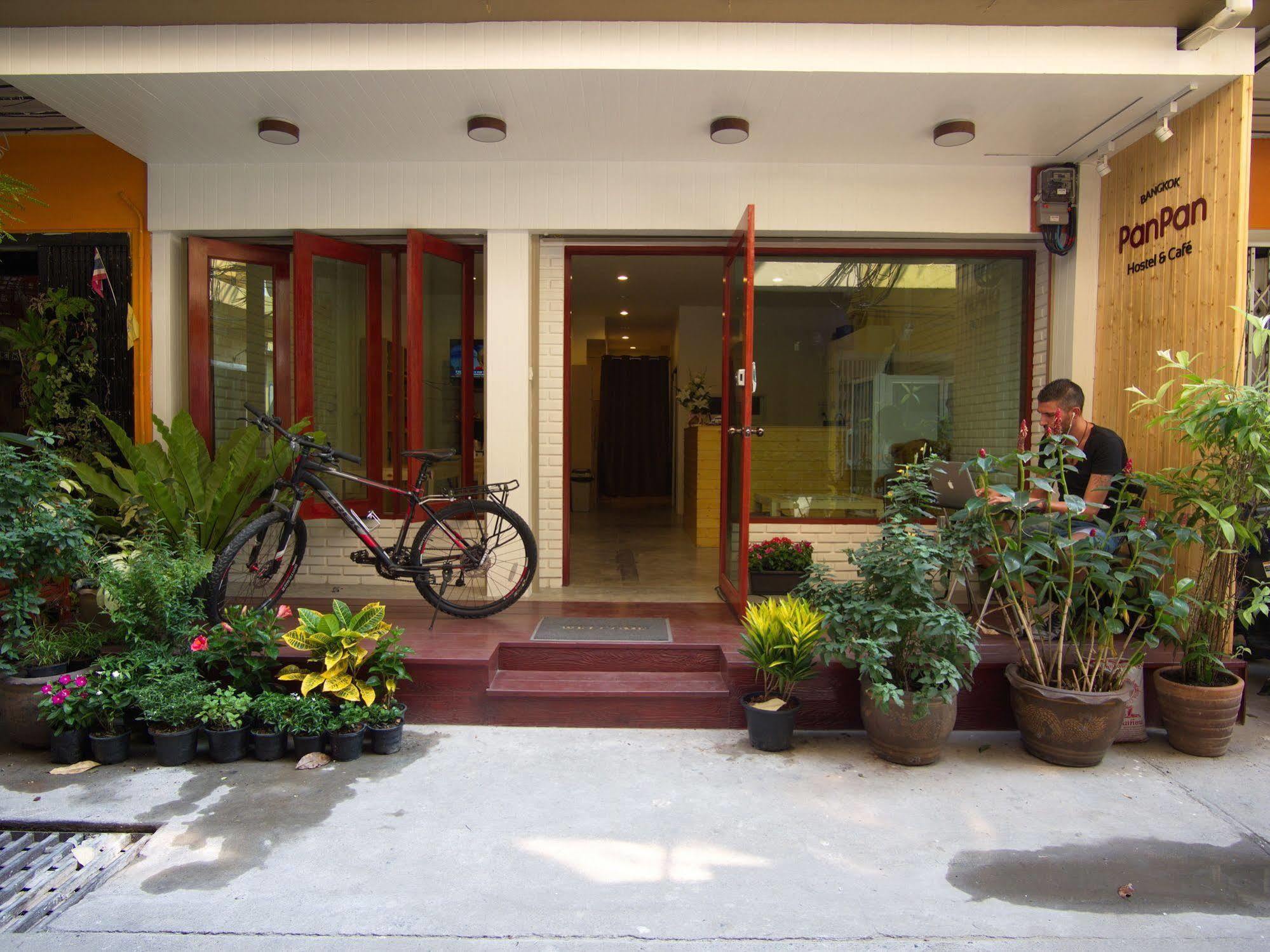 PanPan Hostel Bangkok Exterior foto