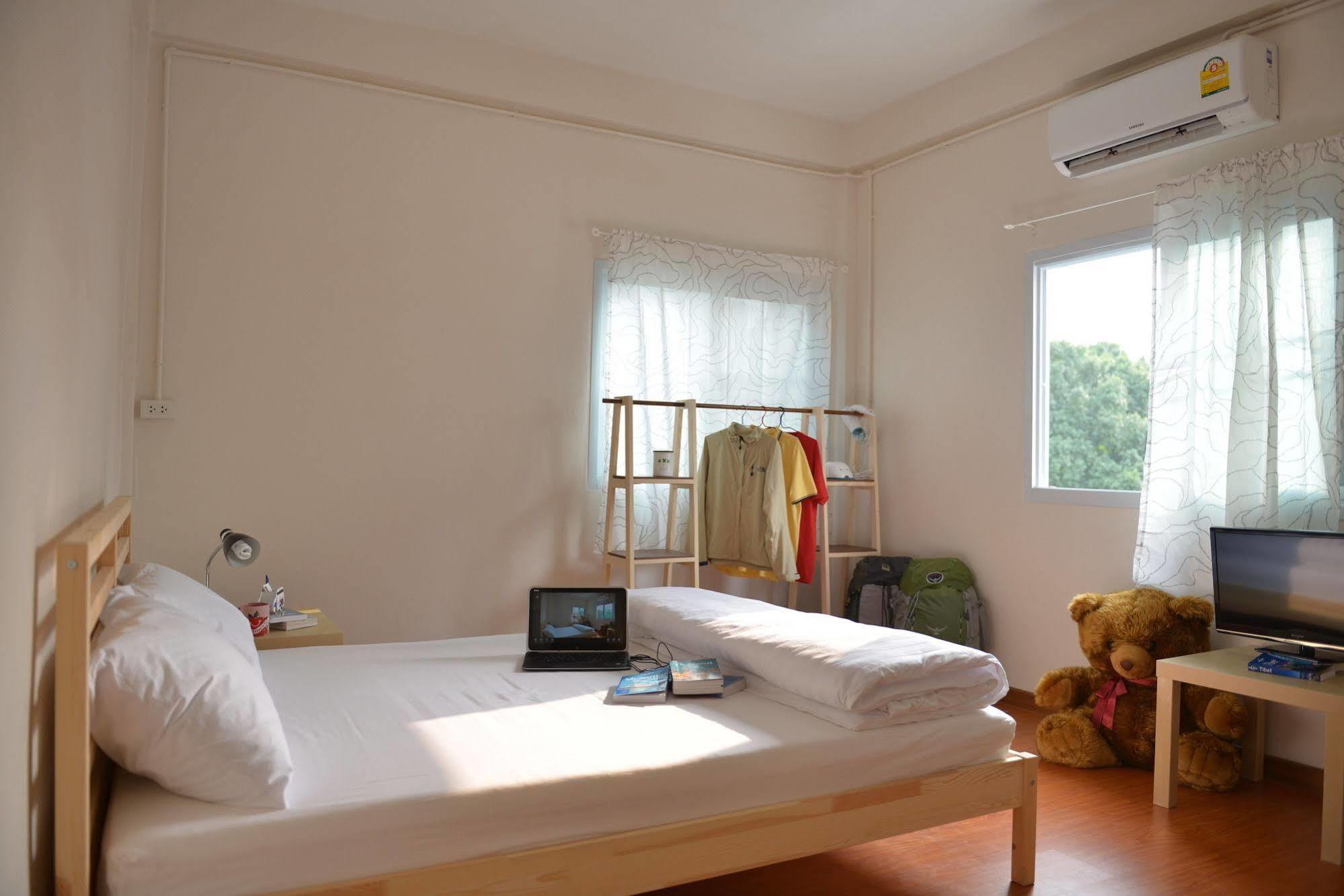 PanPan Hostel Bangkok Exterior foto