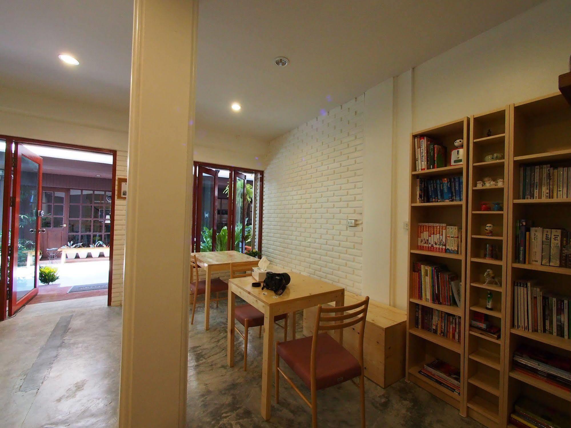 PanPan Hostel Bangkok Exterior foto